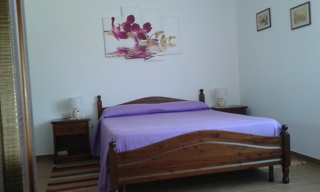 CastellʼAlfero B&B La Coccarda الغرفة الصورة